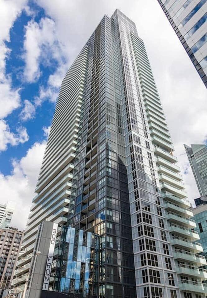 Luxury 1Br Condo - King Bed With City Views Toronto Dış mekan fotoğraf